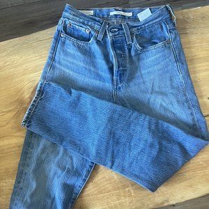 Women's Levi's Wedgie Straight Leg SZ 24